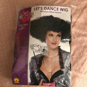 NWT Let’s Dance Black Wig